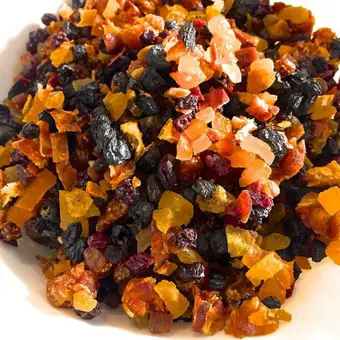 How to Soak Fruits for Christmas Fruit Cake - PepperOnPizza